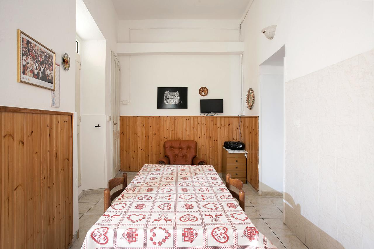 Davi Bed & Breakfast Cagliari Bagian luar foto